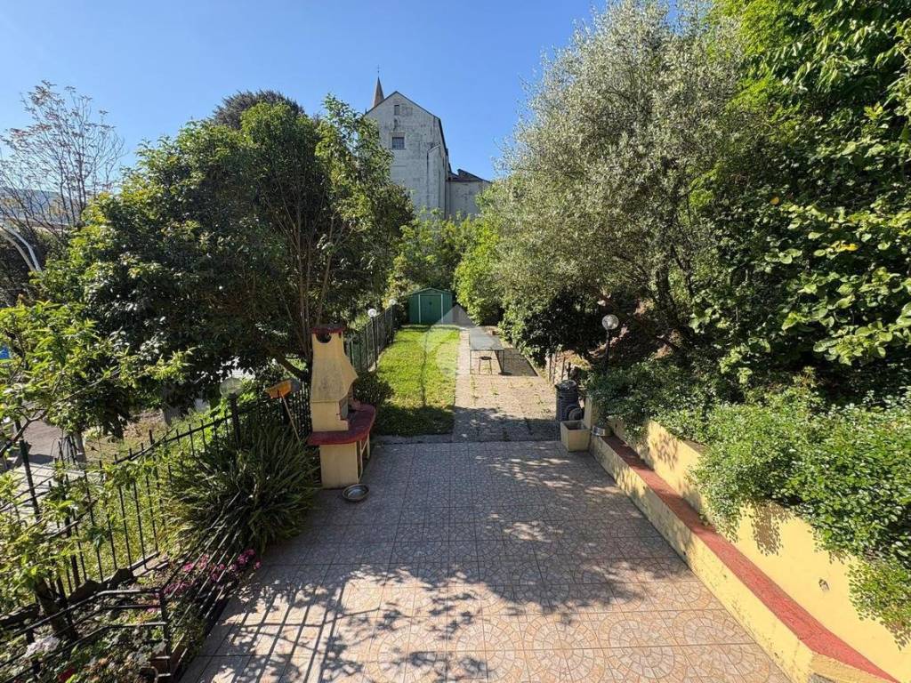 Vendita Terratetto plurifamiliare in corso Ferdinando Maria Perrone 116 ...
