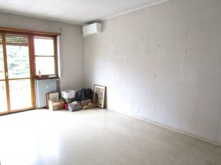 Bilocale via Broni 31, Vigentino - Fatima, Milano