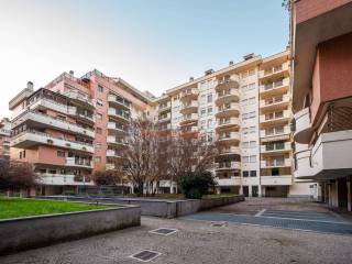 Trilocale via Caduti in missione di pace 11, Rubattino, Milano