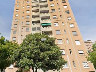 Trilocale via Ugo Betti, 139, Gallaratese, Milano