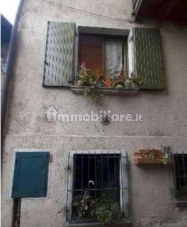 Casa indipendente in vendita a Pezzaze