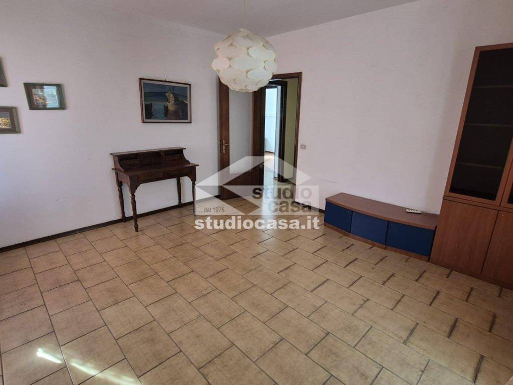 Salone