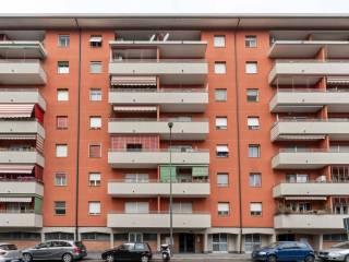 Bilocale via Appennini 113, Gallaratese, Milano