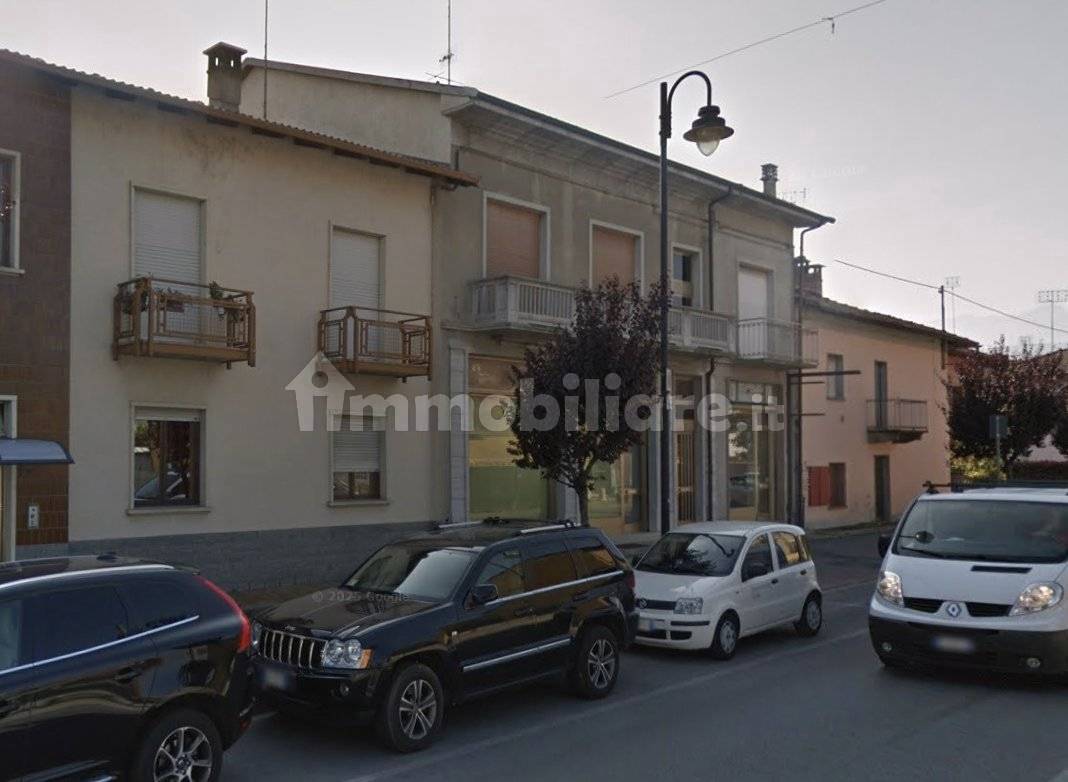 Palazzo - Stabile in vendita a Borgo San Dalmazzo