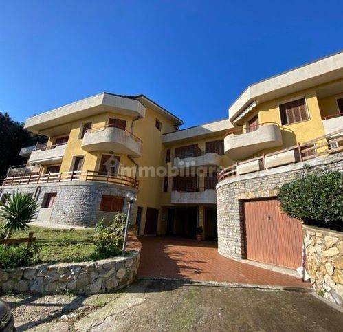 Appartamento in vendita a Rio