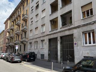 Trilocale via Cola di Rienzo 7, Solari, Milano