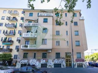 Trilocale via Tofane 35, Turro, Milano