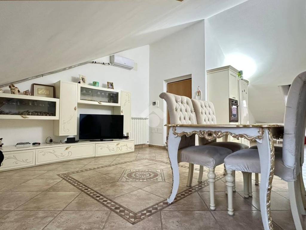 Salone