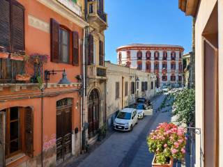 Zona