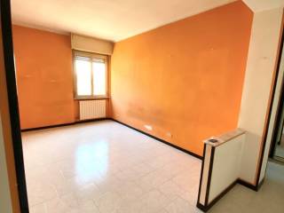 Trilocale via degli Umiliati, 16, Ponte Lambro, Milano