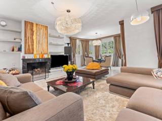 Salone