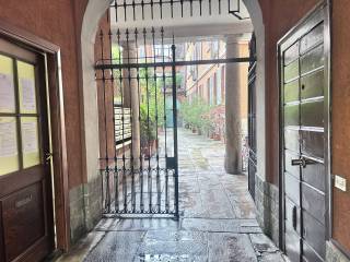 Trilocale via Molino delle Armi 13, Ticinese, Milano