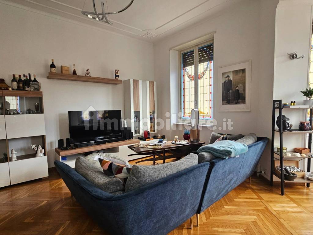 Appartamento in Nizza Millefonti, foto 4 di 39