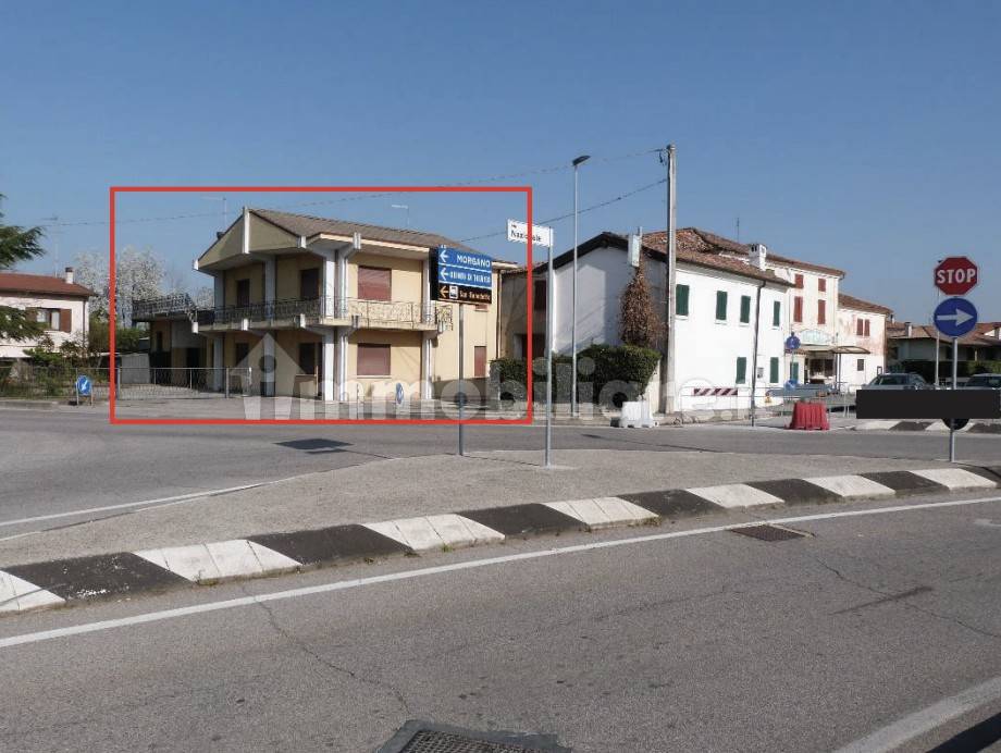 Appartamento in vendita a Paese