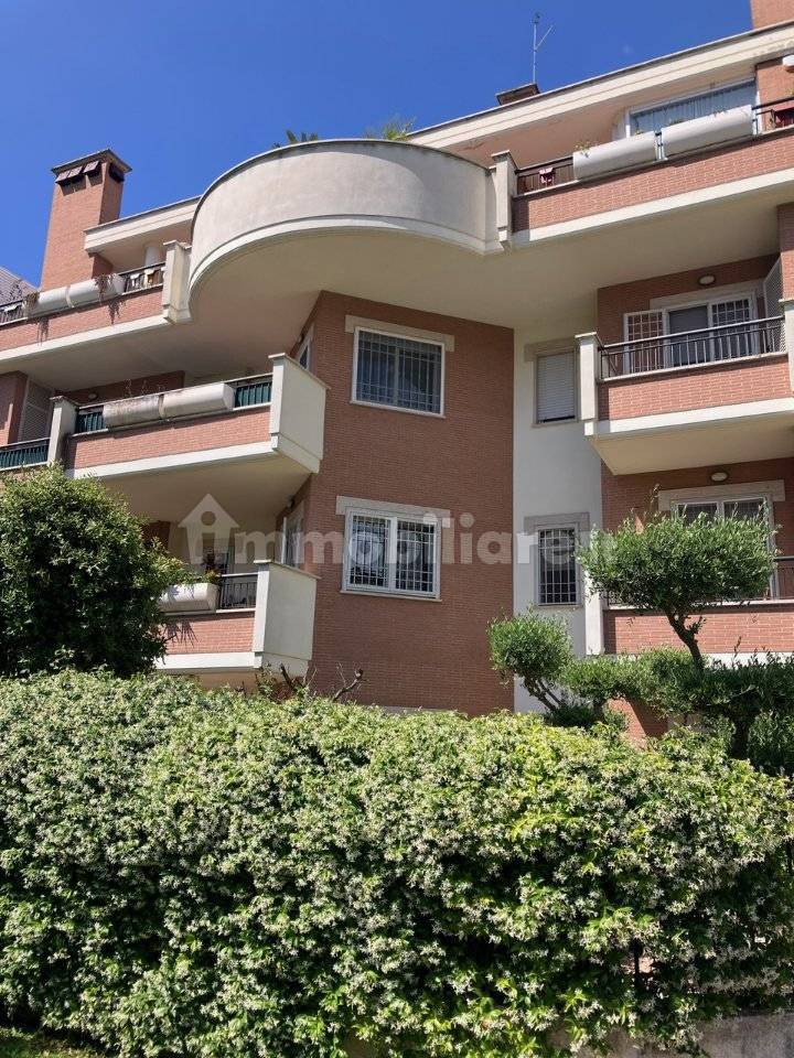 Appartamento in vendita a Roma