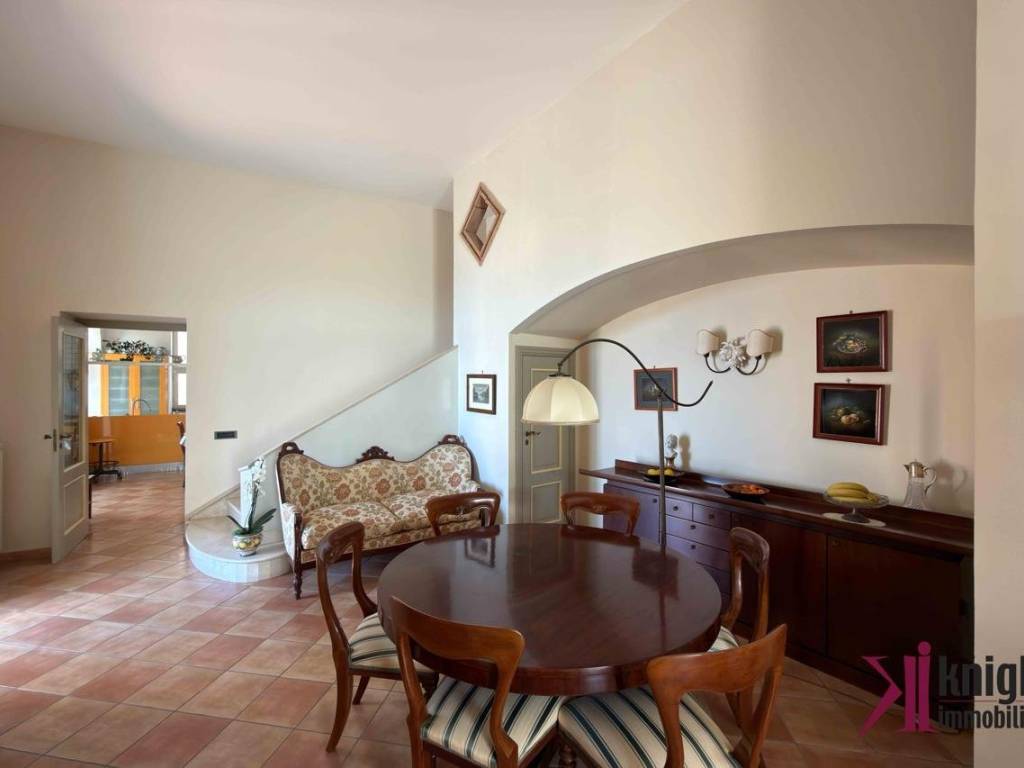 Salone