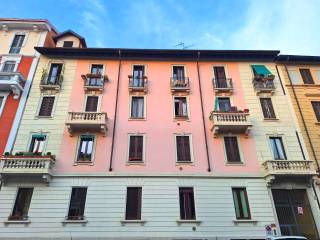 Bilocale via Eugenio Villoresi 27, Navigli - Darsena, Milano