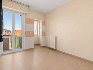 Trilocale via Ruggero Ruggeri 17, Udine, Milano