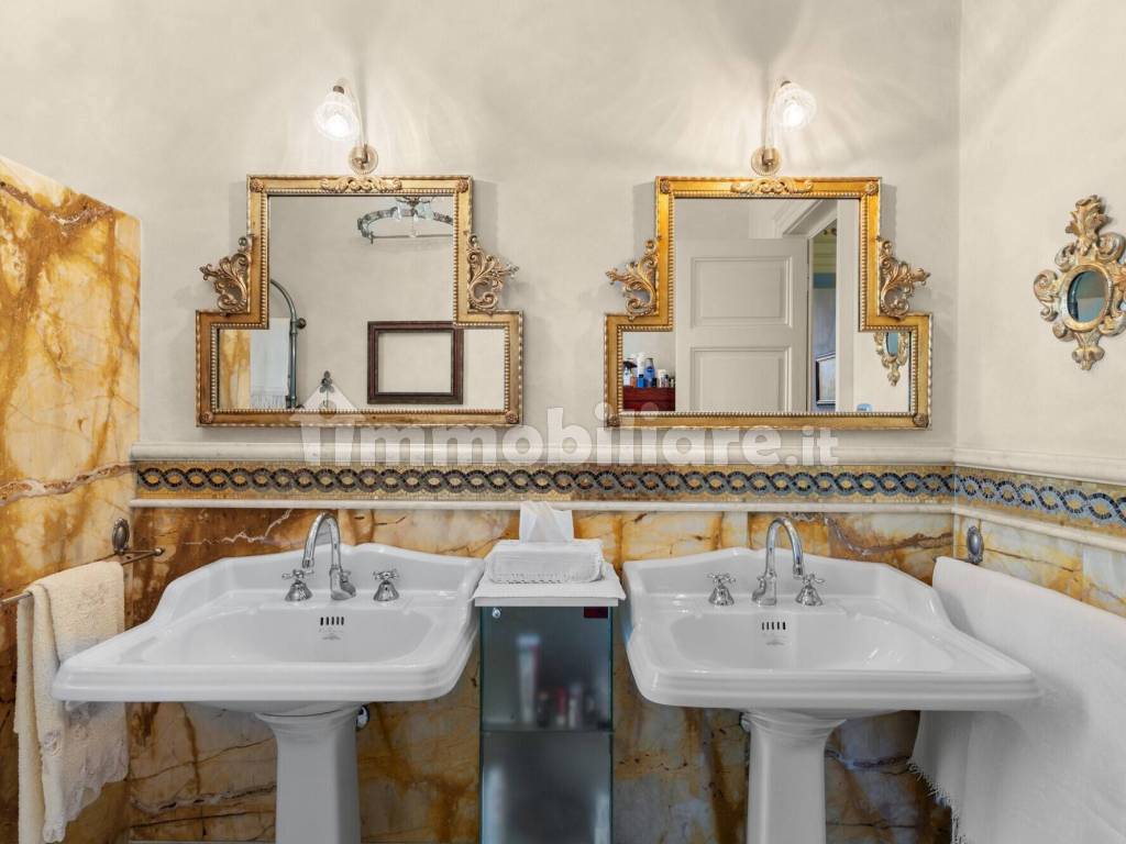 Altro