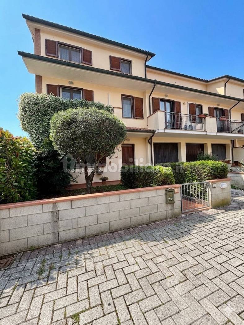 Villetta a schiera in vendita a Terricciola