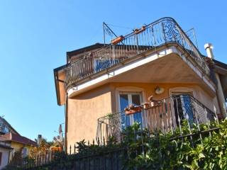 Villa unifamiliare via Torquato Taramelli 7, Zara, Milano