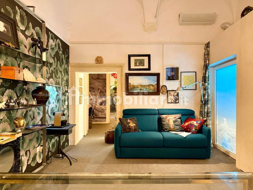 Salone