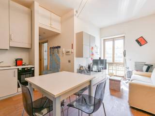 Bilocale viale Beatrice d'Este 22, Bocconi, Milano