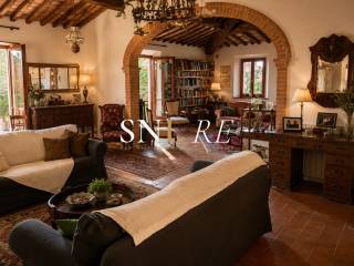 Salone
