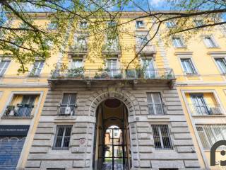 Bilocale via Federico Confalonieri 11, Isola, Milano