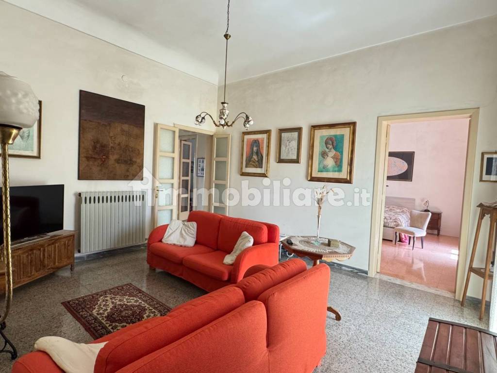 Salone