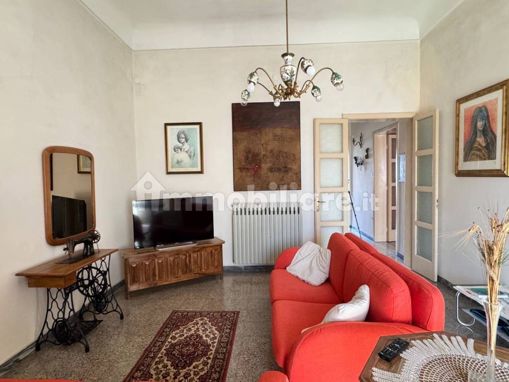 Salone