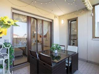 Trilocale via Moncucco, 24, Famagosta, Milano