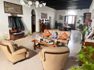 Salone
