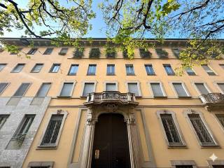 Appartamento via Sant'Eufemia, Missori, Milano