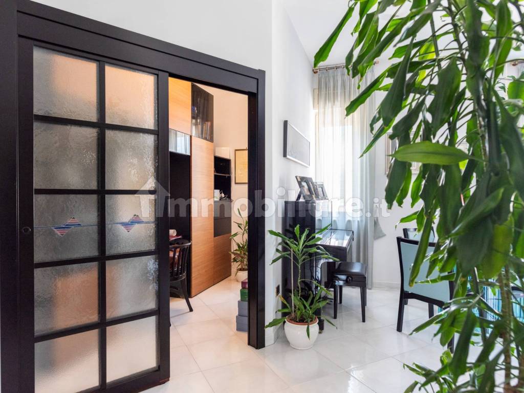 Sale Apartment in via Giuseppe Capaldo 10. Naples. Good condition ...