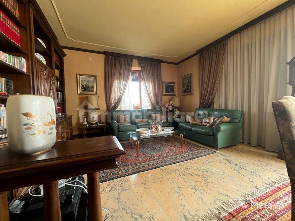 Salone