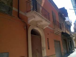 Zona