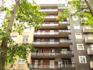 Trilocale corso Lodi 78, Lodi - Brenta, Milano