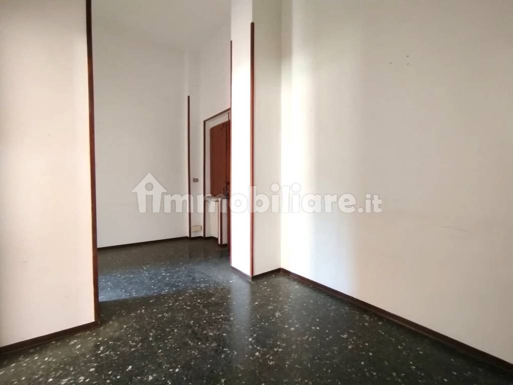 Stanza non arredata