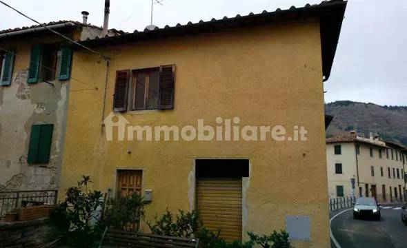 Appartamento in vendita a Reggello
