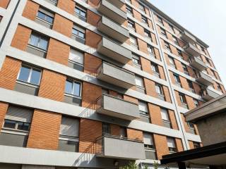 Bilocale via Melzo 6, Porta Venezia, Milano