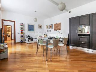 Bilocale via savona 11, Solari, Milano