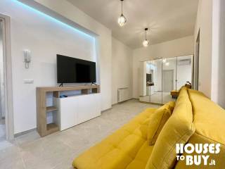 Trilocale via Ambrogio Portaluppi, 10, Barona, Milano