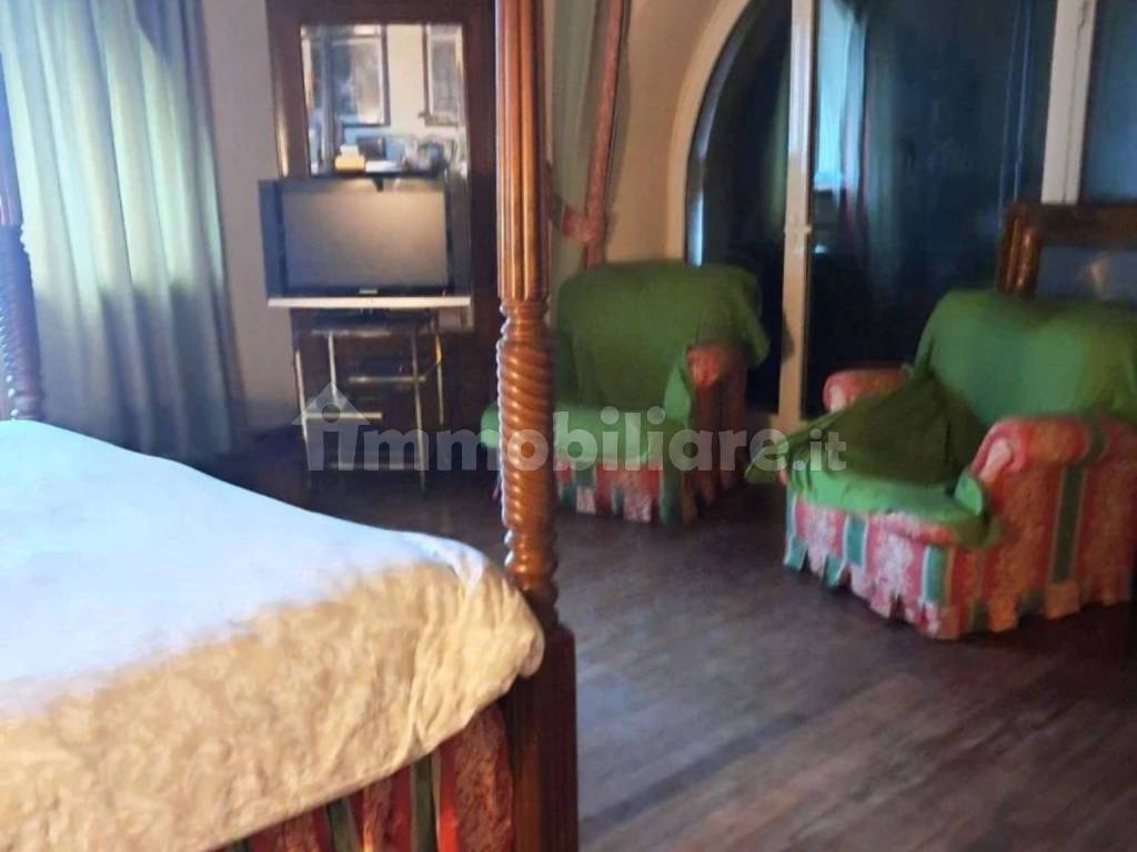 Salone