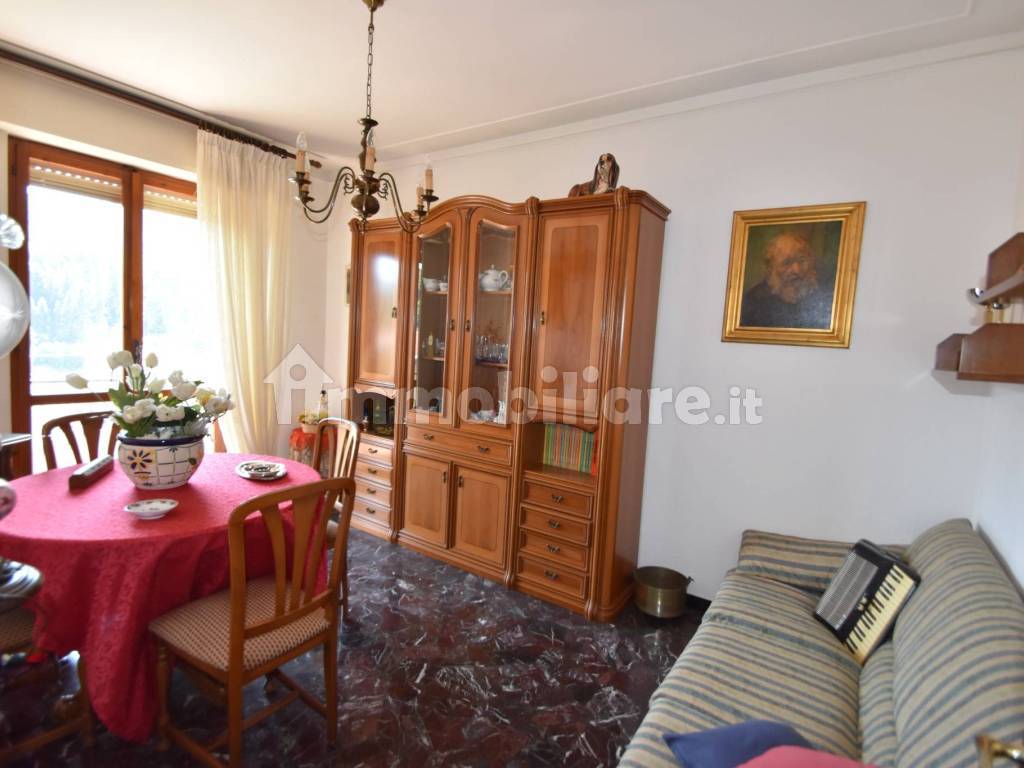 Salone