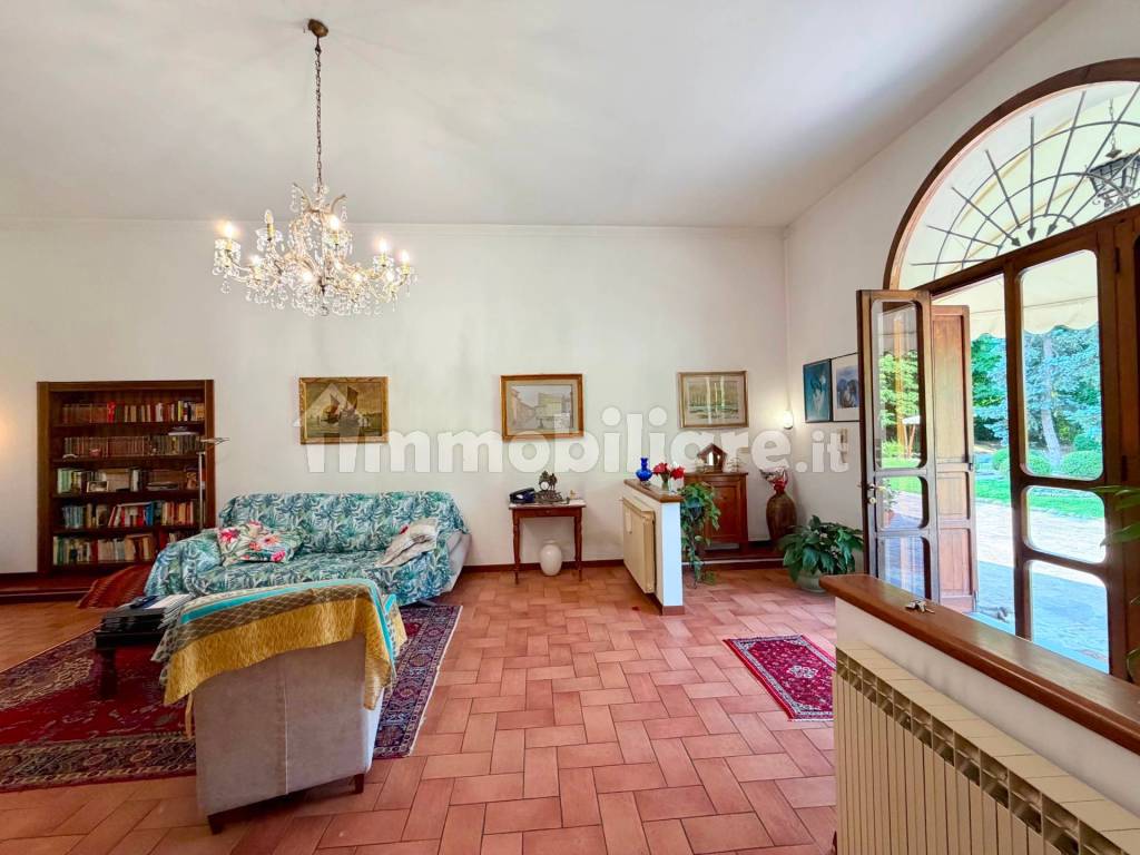Salone
