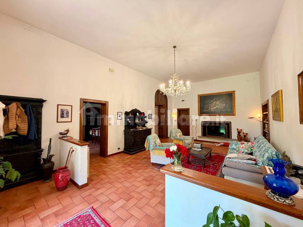 Salone