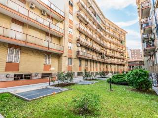 Quadrilocale via Don Luigi Guanella 4, Precotto, Milano