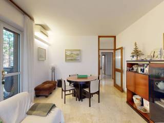 Trilocale largo Scalabrini 5, Giambellino, Milano