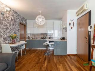 Bilocale viale Marche 101, Farini, Milano